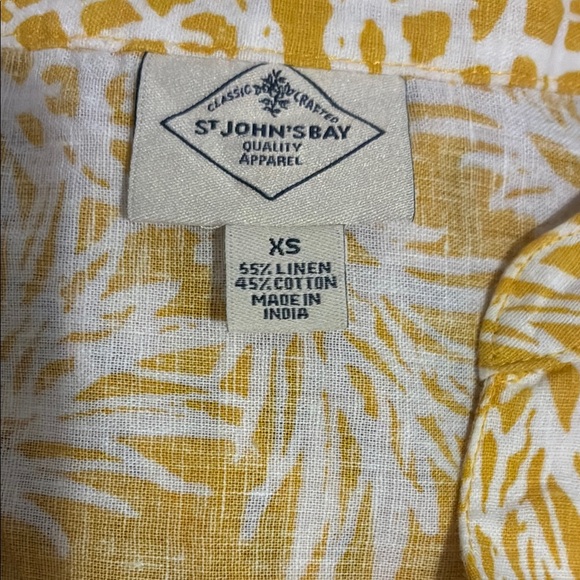 St John’s Bay Yellow Pineapple Print Women's Top linen Ptp 22” oversized xs - Picture 6 of 7